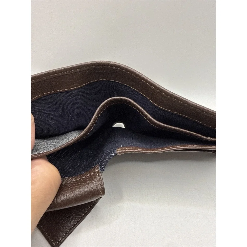 Men's Leather Bifold Wallet Black & Brown ID Window‎ Logo Plaque Levi Strauss